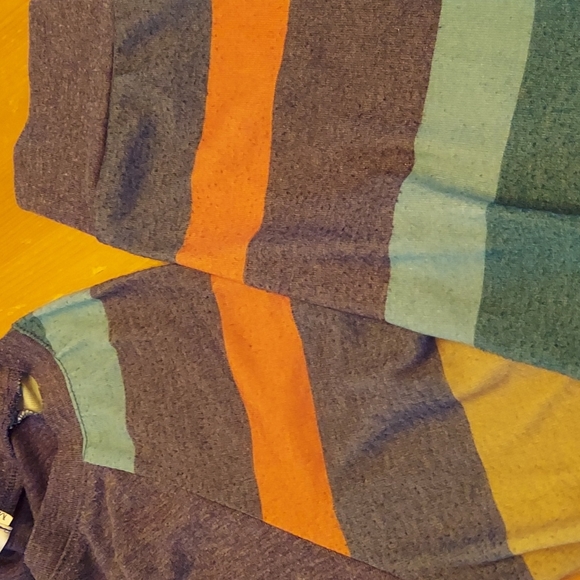 Halife raglan sleeve sweater tunic length - Picture 9 of 9